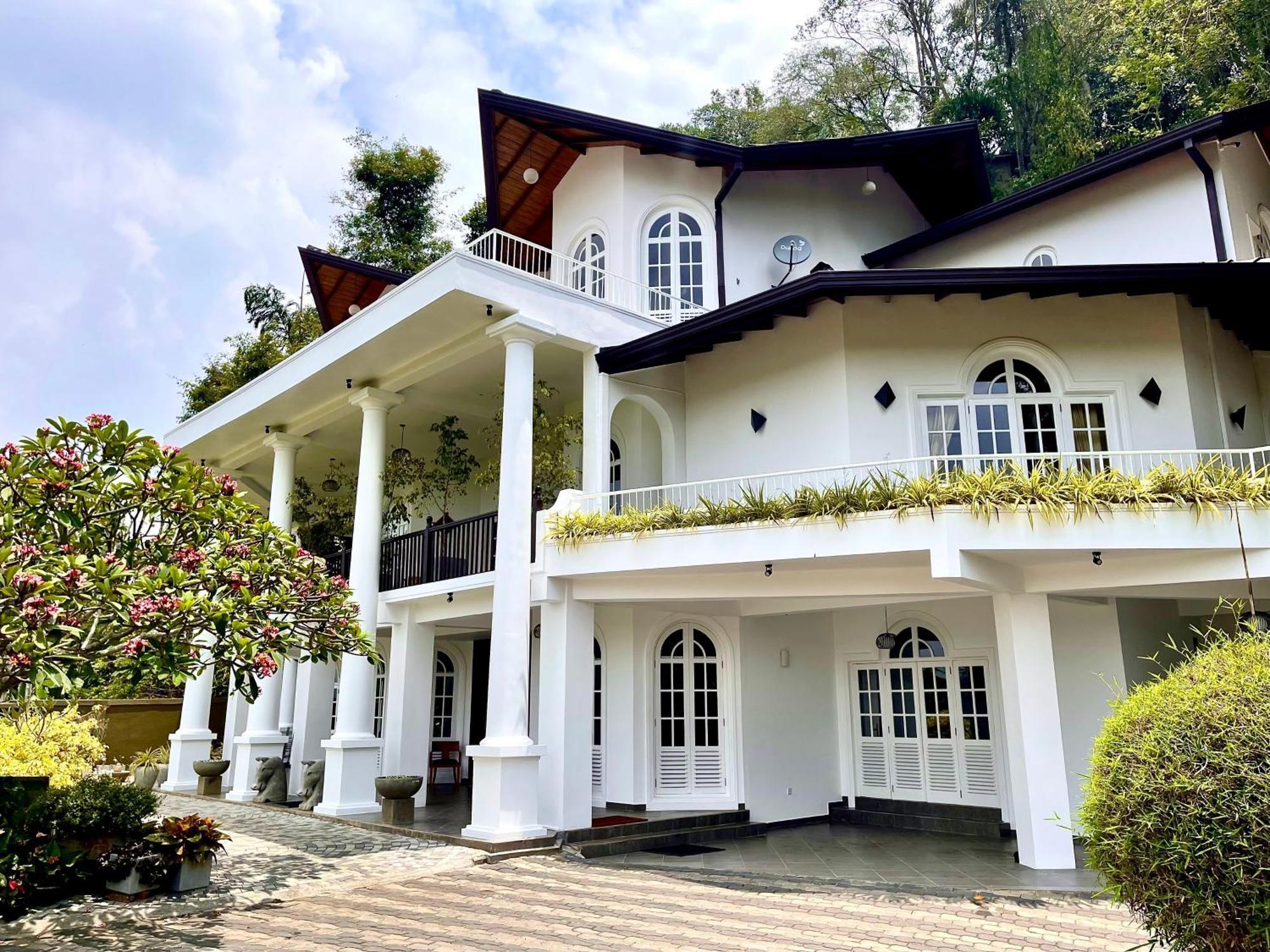 Samindra Villa Канди Экстерьер фото