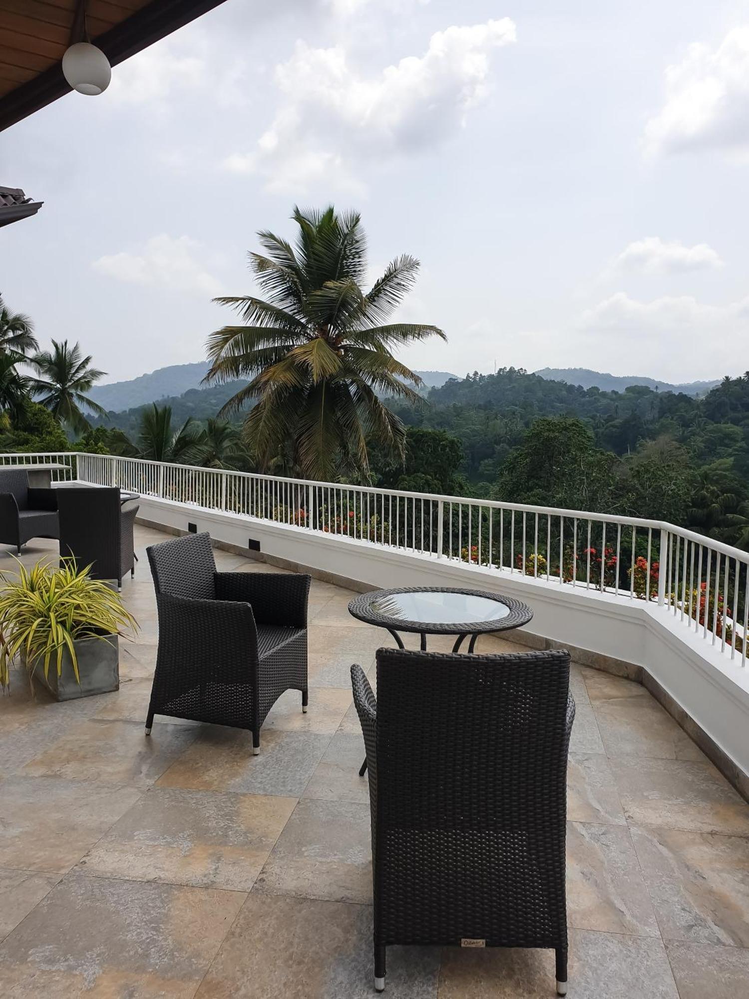 Samindra Villa Канди Экстерьер фото