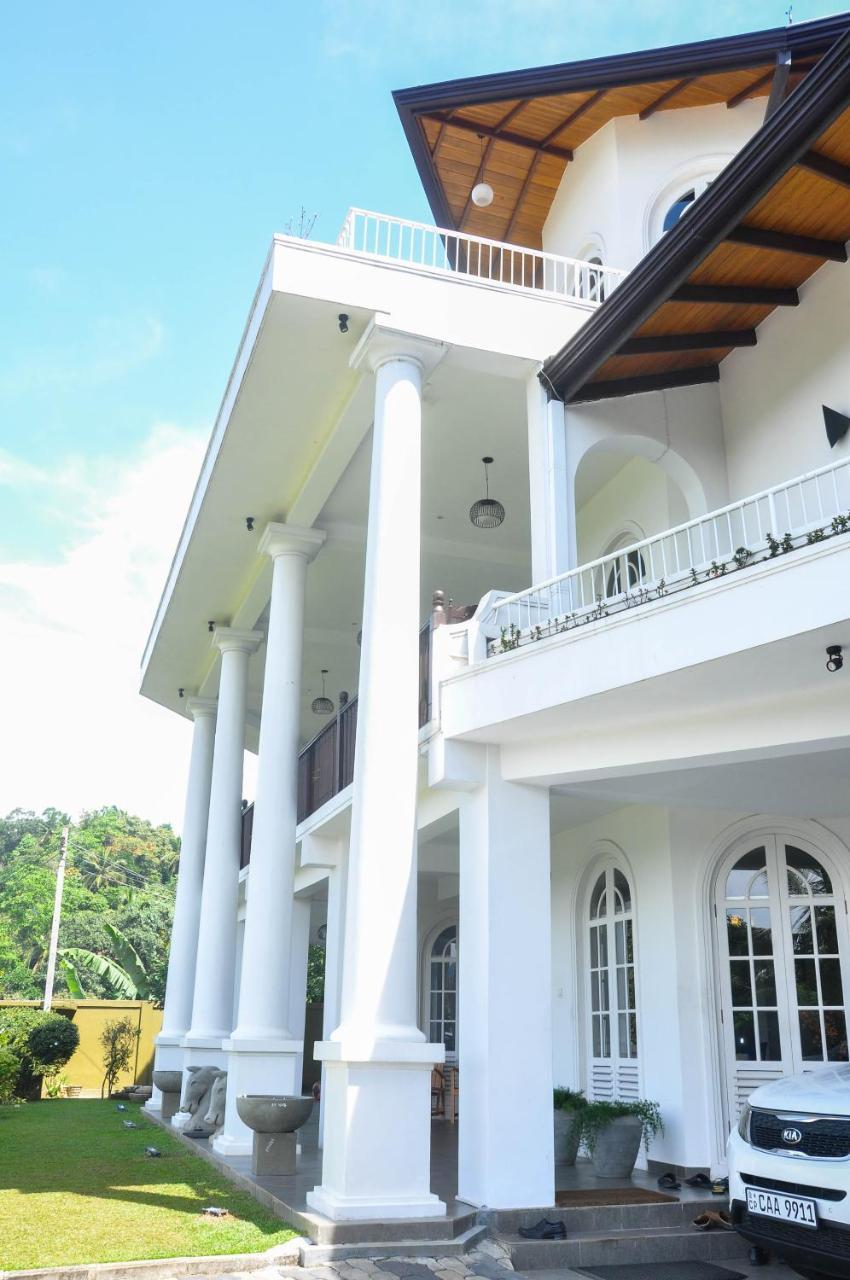 Samindra Villa Канди Экстерьер фото