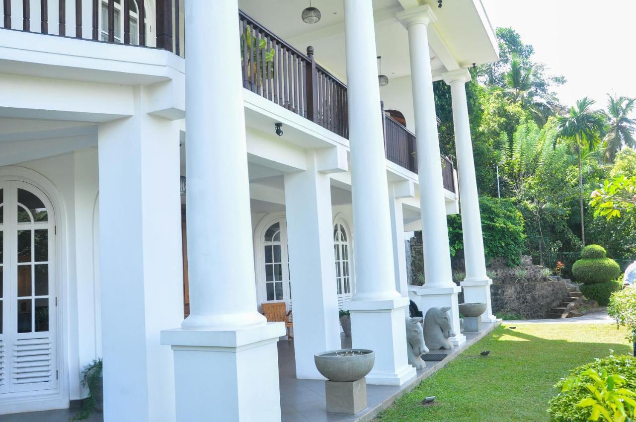 Samindra Villa Канди Экстерьер фото