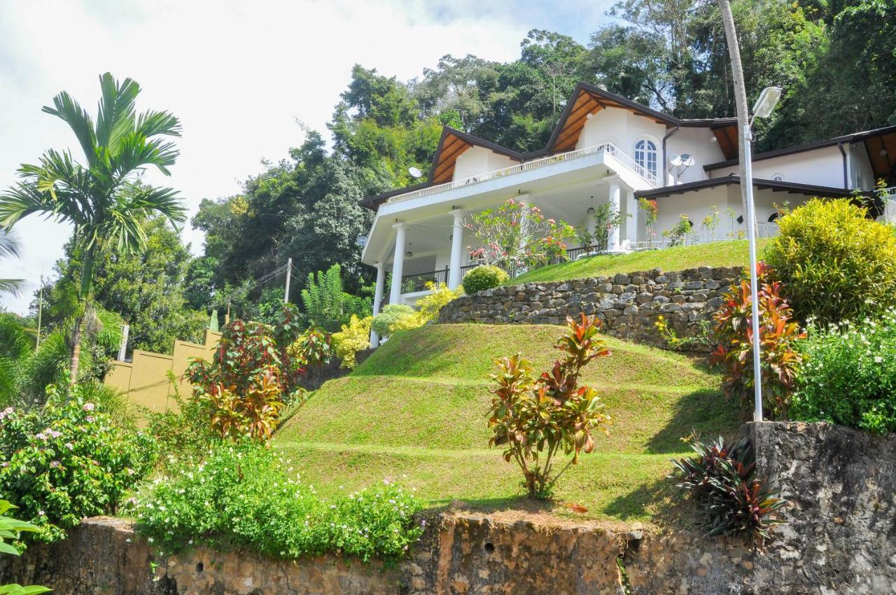 Samindra Villa Канди Экстерьер фото