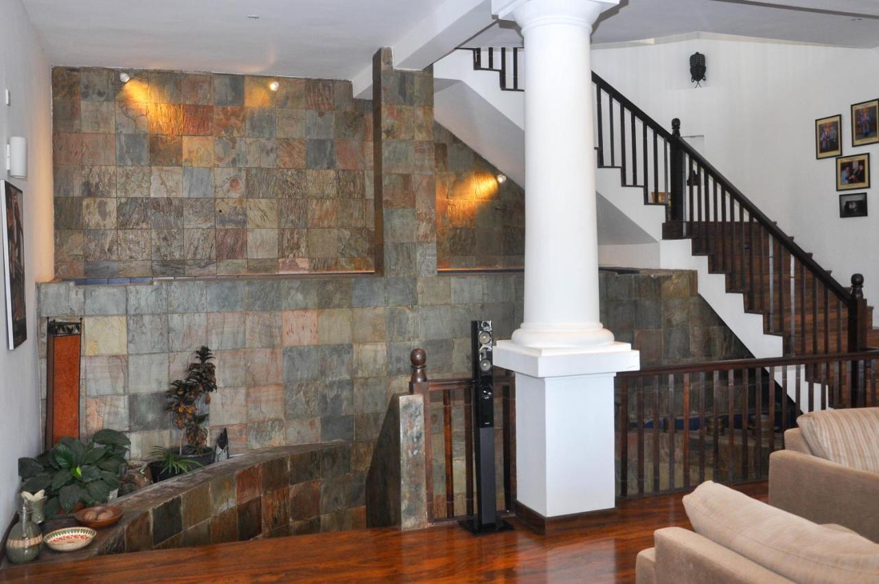 Samindra Villa Канди Экстерьер фото